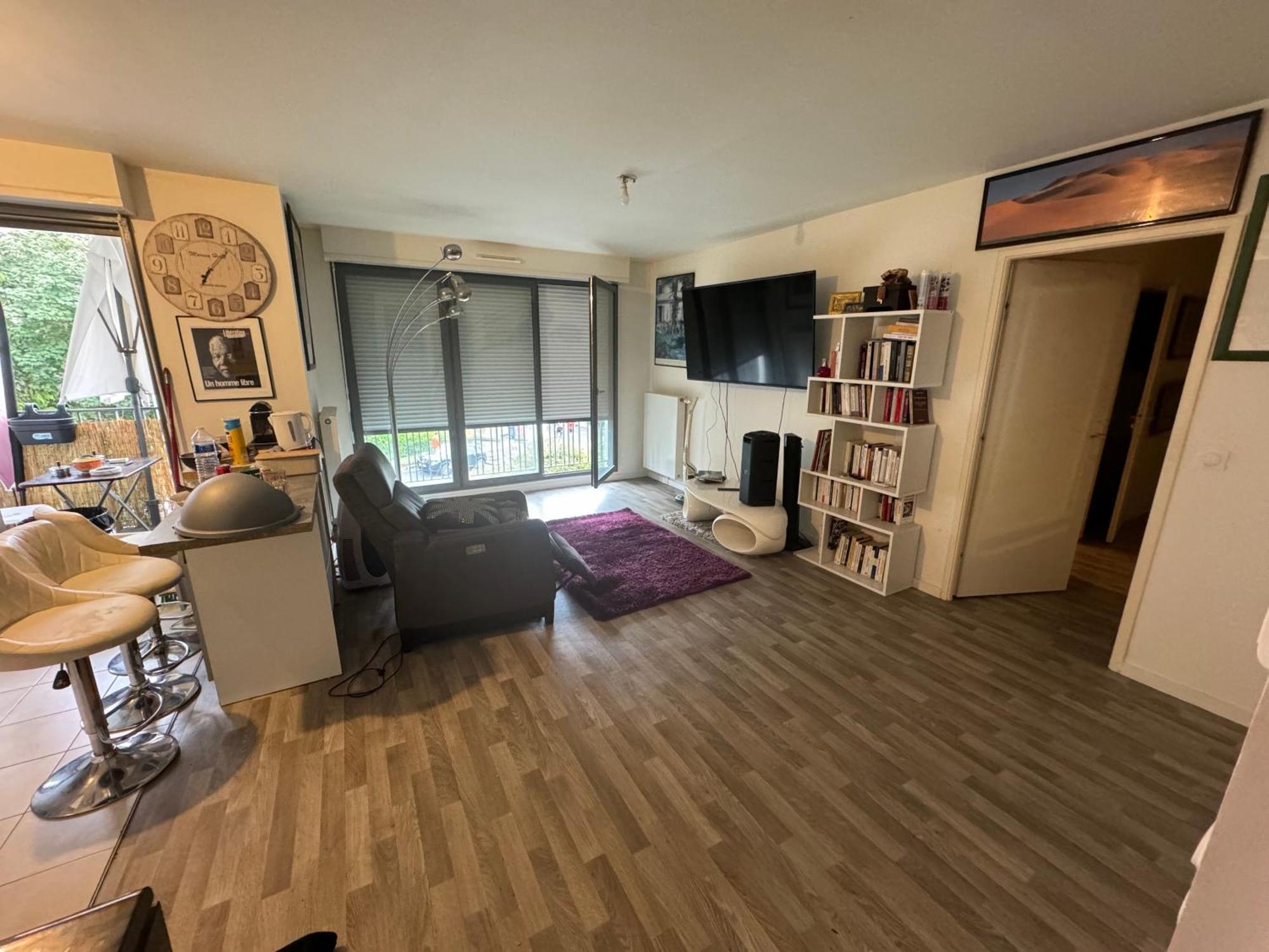 Jolie Chambre A Nanterre Prefecture Proche La Defense Arena Campus Sncf Et Paris Kültér fotó